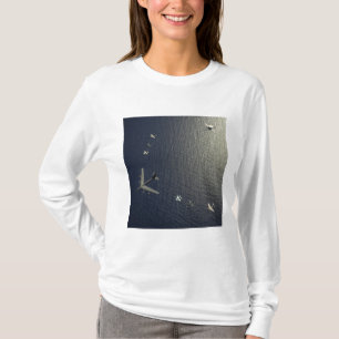 A US Air Force B-52 Stratofortress aircraft T-Shirt