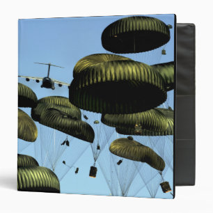 A US Air Force C-17 Globemaster III Binder