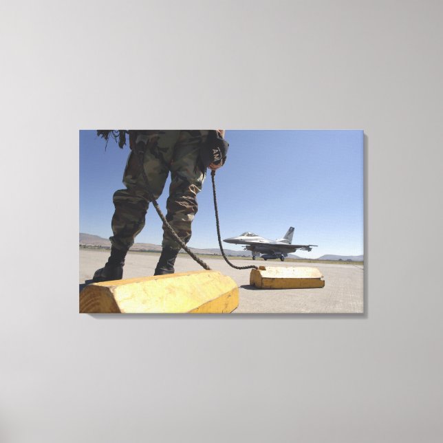 A US Air Force crew chief Canvas Print (Front)