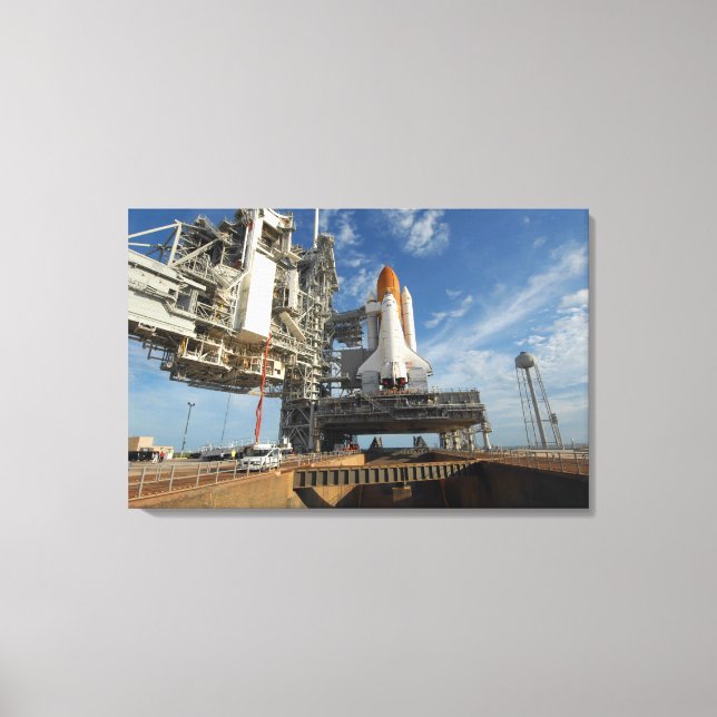 A view Space Shuttle Atlantis on Launch Pad 39A Canvas Print (Front)