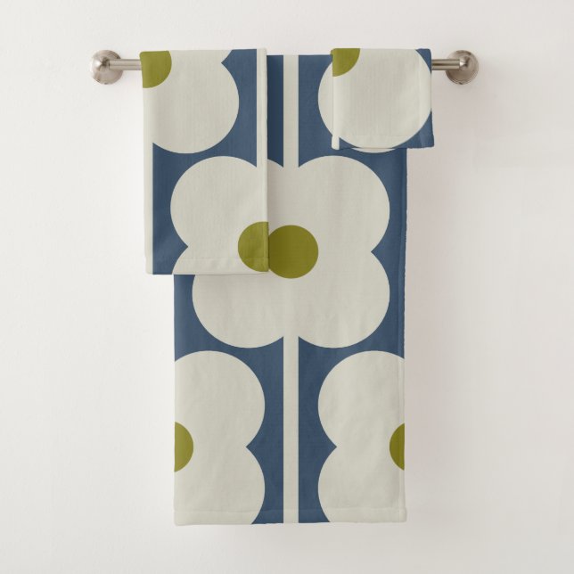 Abacus Flower Lined Eyelet White and Blue Bath Towel Set (Insitu)