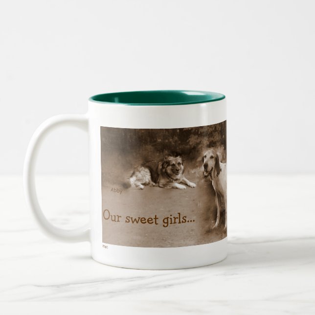 ABBY et TASSE d'ELLIE (Gauche)