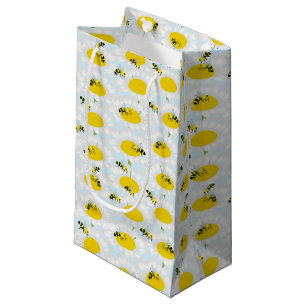 Abeille sur le sac cadeau à fleurs - Arrière - pla