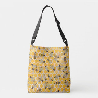 Abeilles sur le sac de nid d'abeilles