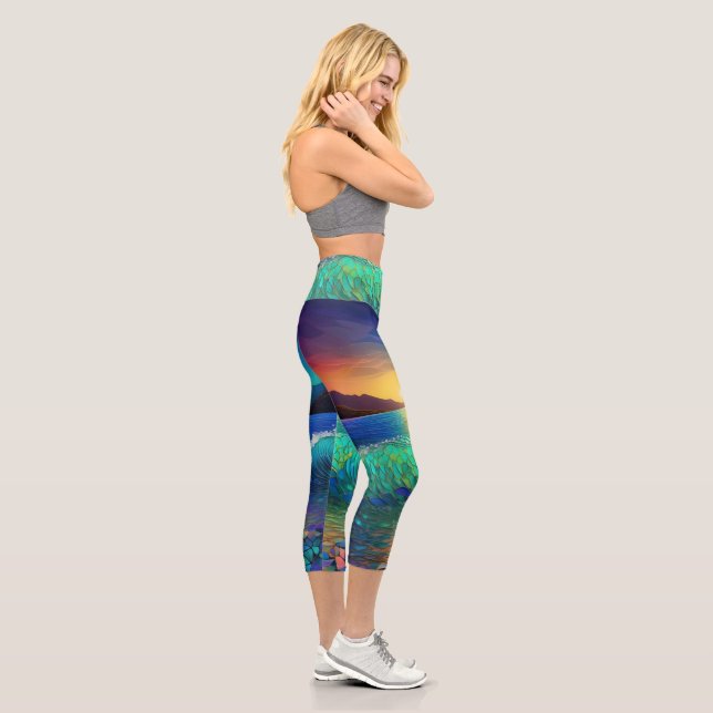 Abstract Azure Seascape Capri Leggings (Right)