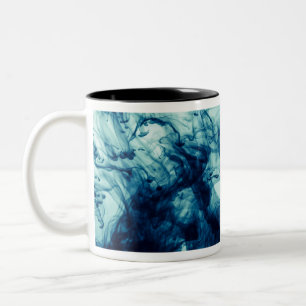 Abstract blue liquid smoke pattern background Two-Tone coffee mug