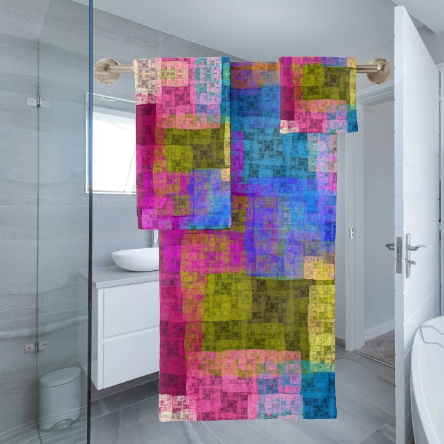 Abstract cubes bath towel set (Creator Uploaded)
