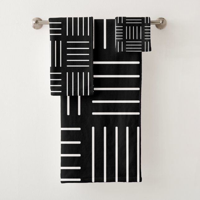 Abstract geometric pattern - black and white. bath towel set (Insitu)