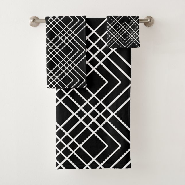 Abstract geometric pattern - black and white. bath towel set (Insitu)