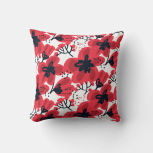 Abstract hand drawn red flowers seamless pattern throw pillow