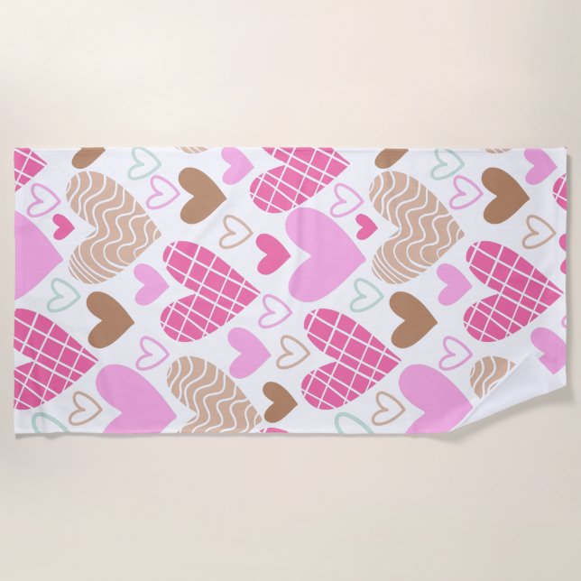 Abstract hearts pattern bath towel (Front)