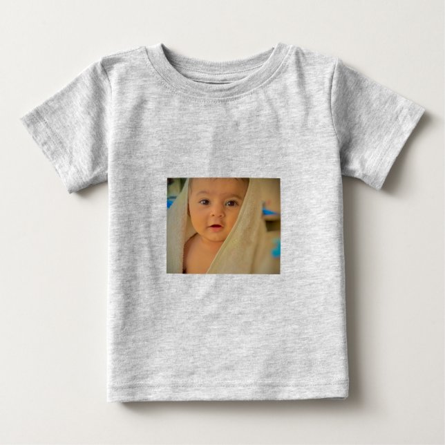Abstract Minimal Face Art T-Shirt Design (Front)