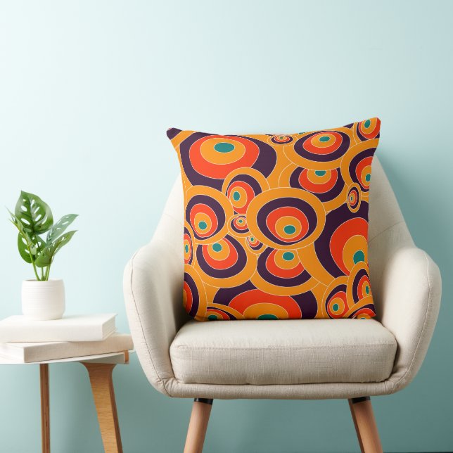 Abstract Orange Oval Pattern Throw Pillow – Modern (Chair)