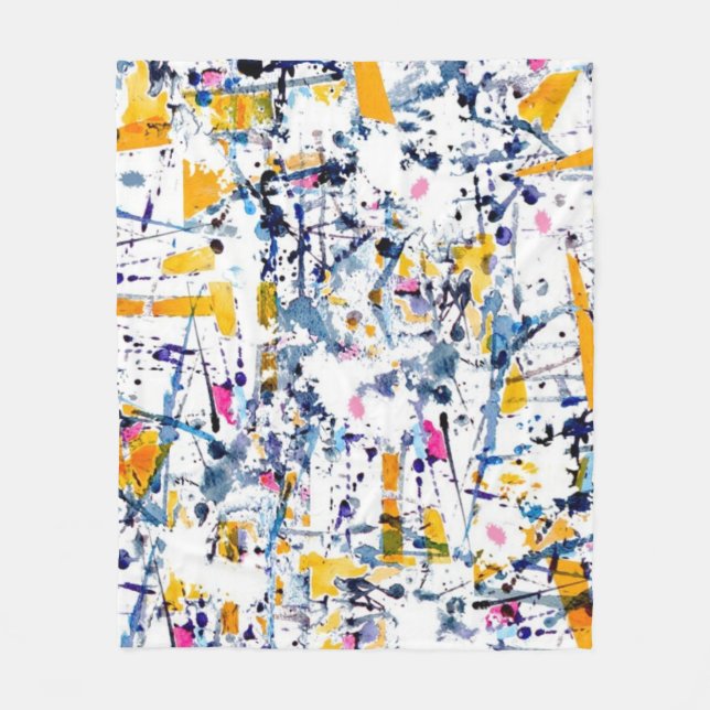 Abstract pattern fleece blanket (Front)