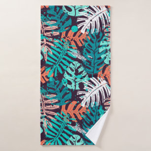 Abstract seamless tropical leaves pattern. Creativ Bath Towel