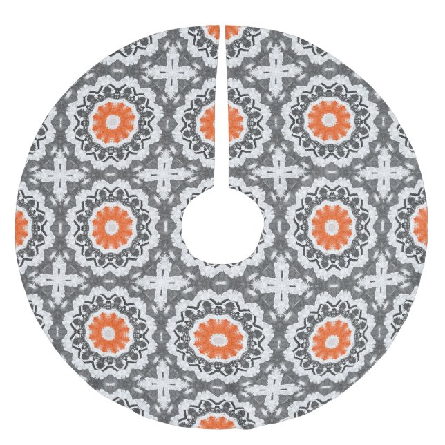 Abstract Silver: Geometric Seamless Design. Brushed Polyester Tree Skirt (Front)