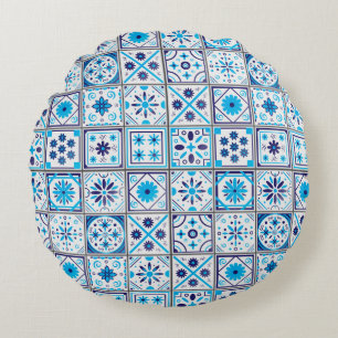 Abstract traditional Moroccan pattern Round Pillow