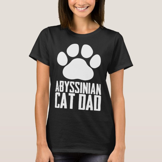 Abyssinian kitten  Abyssinian mom  Abyssinian dad  T-Shirt (Front)