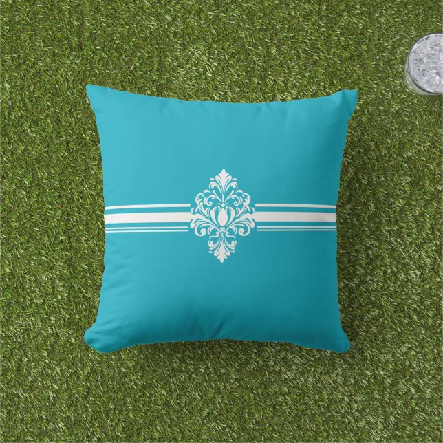 Accent Outdoor Pillow (Grass)