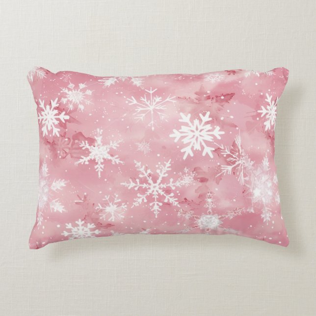 Accent Pillow a snow crystal pattern (Front)