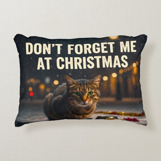 Accent Pillow THINK OF THE ANIMALS AT CHRISTMAS (Front)