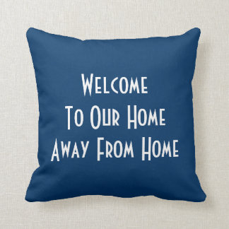Accueil à notre coussin non domestique à la maison