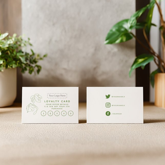 Accueil plante boutique, votre logo carte de fidél (Monstera plant, green and white loyalty stamp card with your logo and social media details)