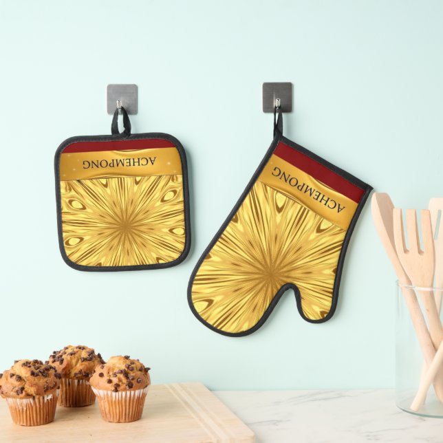 Achempong Designer Kitchen Set: Opulent Swirl Gold Oven Mitt & Pot Holder Set (Insitu(Hanging))