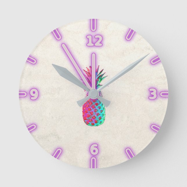 Adorable Aloha Hawaiian Pineapple Round Clock (Front)