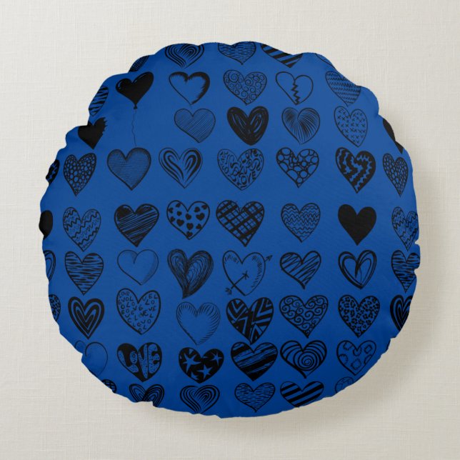Adorable Black Heart Scribble Drawing Round Pillow (Front)