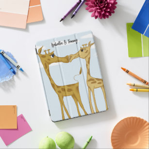 Adorable Giraffe Lovers iPad Air Cover