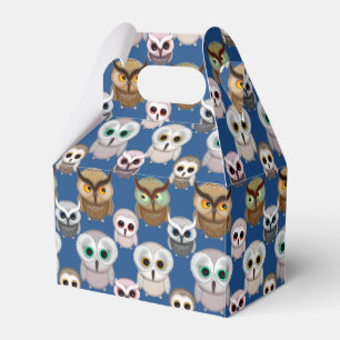 Adorable Illustrated Owls Pattern Favor Box