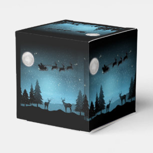 Adorable Reindeer At Night Favor Box