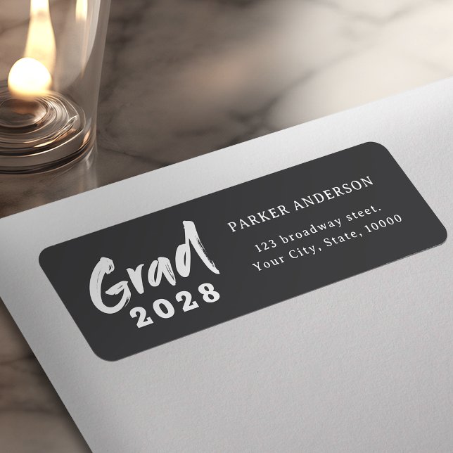 Adresse de retour de diplôme en écriture moderne a (Modern Brush Script Graduation Return Address Label)