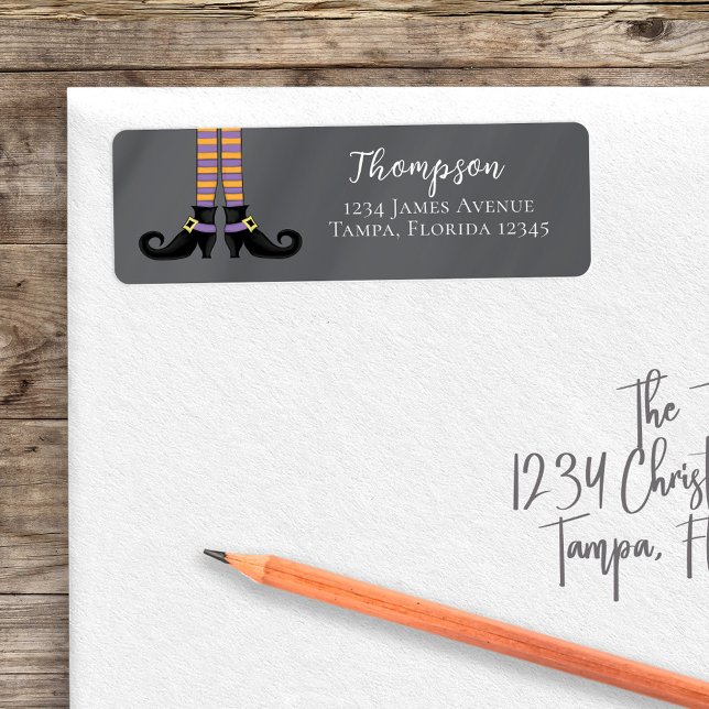 Adresse de retour mignonne Halloween sorcière pers (Whimsical witch custom return address labels. )