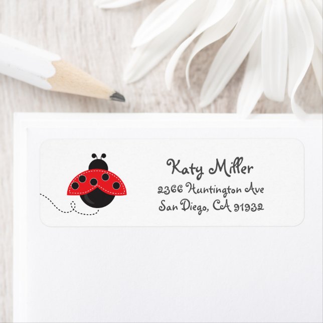 Adresse des filles de Ladybug rouge mignonne (En situation)
