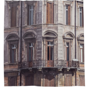 AERIAL PHOTOGRAPHY OF WINDOWPANE OF THE BUIDLING