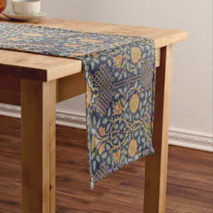 Aesthetic Style Rose Flowers Pattern Short Table Runner