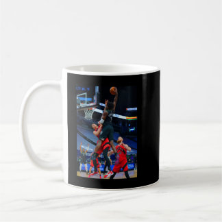 Affiche Anthony Edwards Dunk sur Yuta Watanabe Coffee Mug
