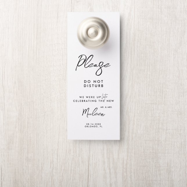 Affichette De Porte Invité du Mariage de calligraphie de script minima (Sur le bouton)