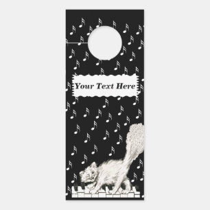 Affichette De Porte Winking White Cat Walking on Piano Music Notes