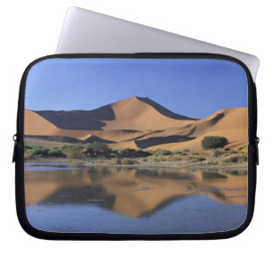 Africa, Namibia, Namib National Park, Sossusvlei 2 Laptop Sleeve