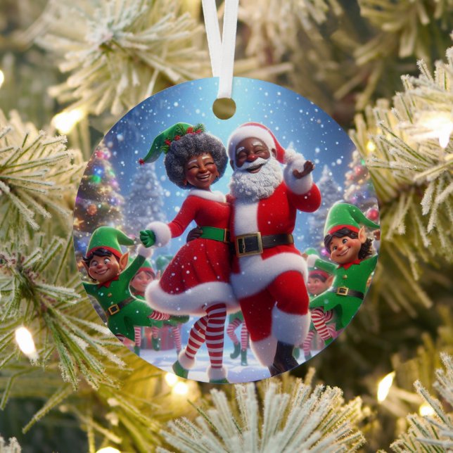 African American Mr & Mrs Claus Metal Ornament (Insitu)