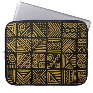 African clash: ethnic tribal seamless. laptop sleeve
