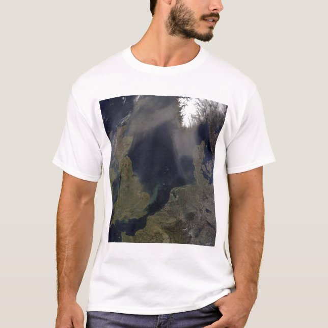 African dust blowing over Scotland T-Shirt (Front)