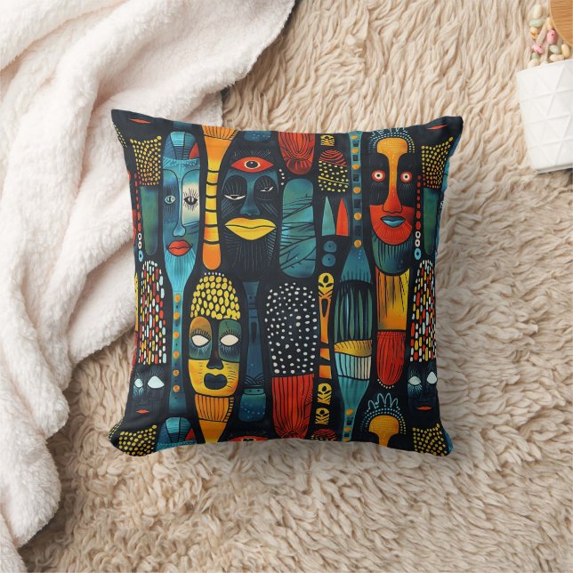 African tribal pattern with idols. throw pillow (Blanket)