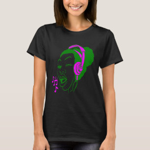 Afro puff  girl singing  for teens and women T-Shirt