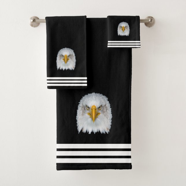 Aigle personnalisé et trois bandes sur noir (En situation)