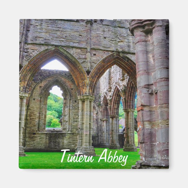 Aimant Abbaye de Tintern, Monastère cistercien, Pays de G (Devant)
