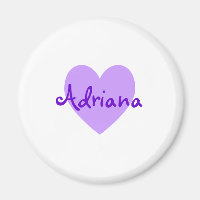 Adriana en violet